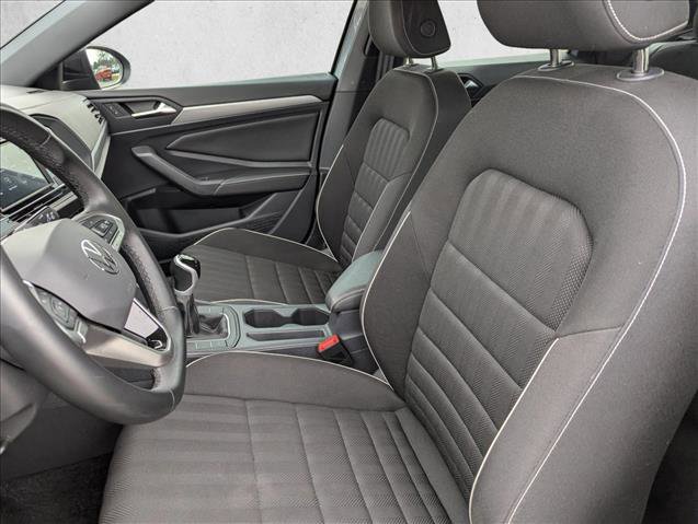 Used 2024 Volkswagen Jetta Sport image 22