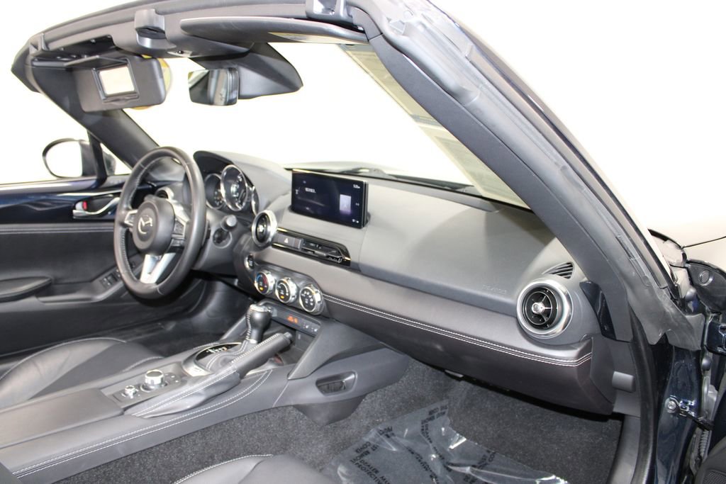 Used 2025 MAZDA MX-5 Miata RF Grand Touring image 23