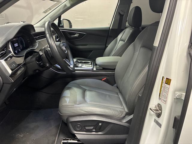 Used 2025 Audi Q7 3.0T Premium Plus AWD/4WD image 9