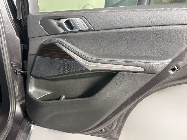 Used 2020 BMW X5 xDrive40i AWD/4WD image 27
