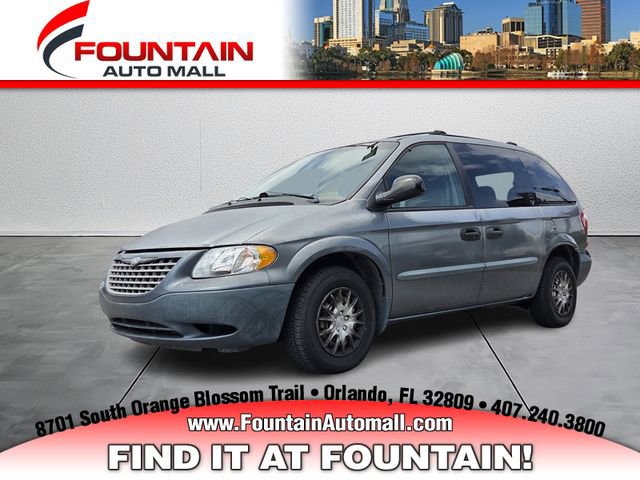 Used 2002 Chrysler Voyager image 1