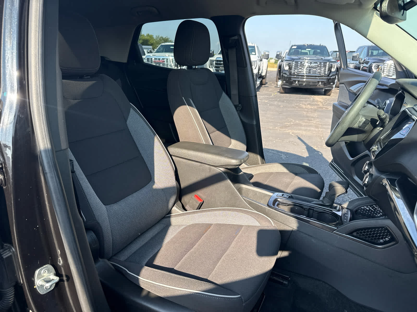 Certified 2023 Chevrolet TrailBlazer LT w/ Convenience Package FWD image 26