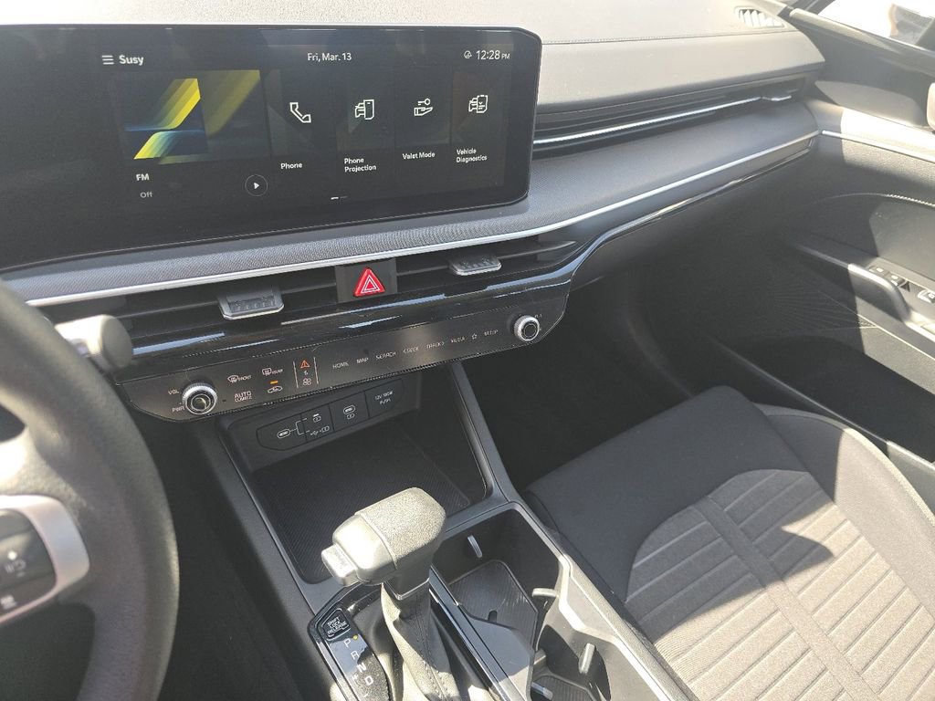 Used 2025 Kia K5 LXS image 27