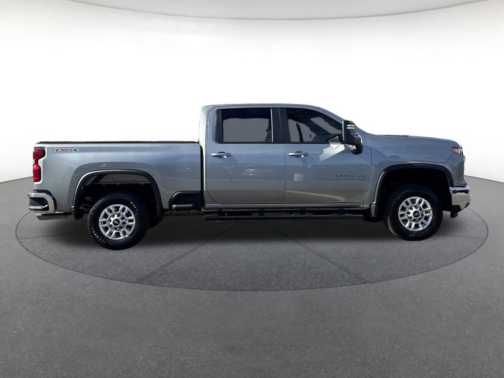 Used 2025 Chevrolet Silverado 2500 LT image 7