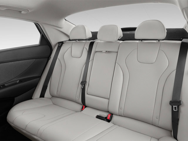 Used 2024 Hyundai Elantra Limited image 11