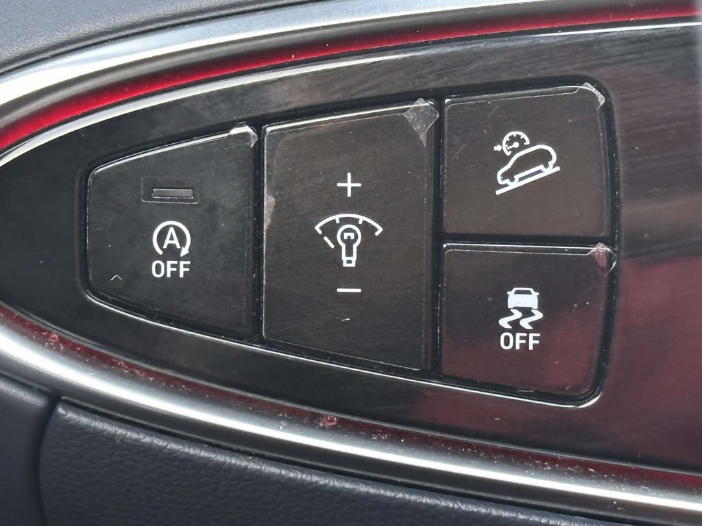 Used 2024 Genesis GV70 3.5T Sport w/ Sport Advanced Package AWD/4WD image 33