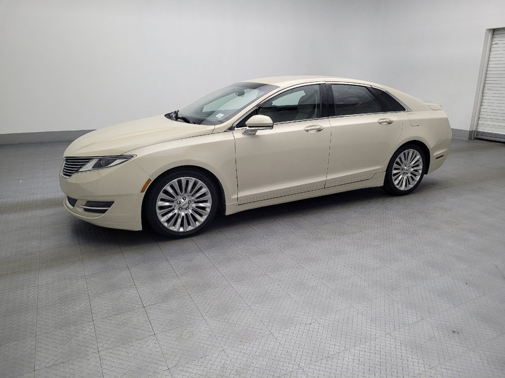 Used 2016 Lincoln MKZ image 2
