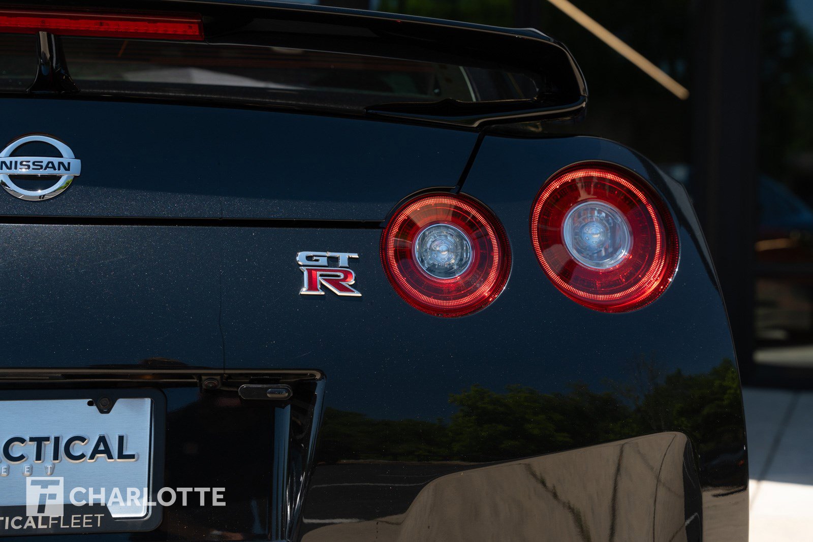 Used 2015 Nissan GT-R Premium AWD/4WD image 16