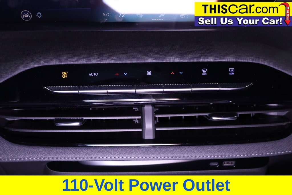 Used 2025 Buick Enclave Sport Touring w/ Power Package FWD image 26