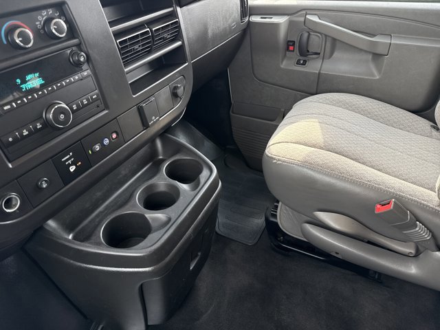 Used 2024 Chevrolet Express 3500 LS RWD image 18