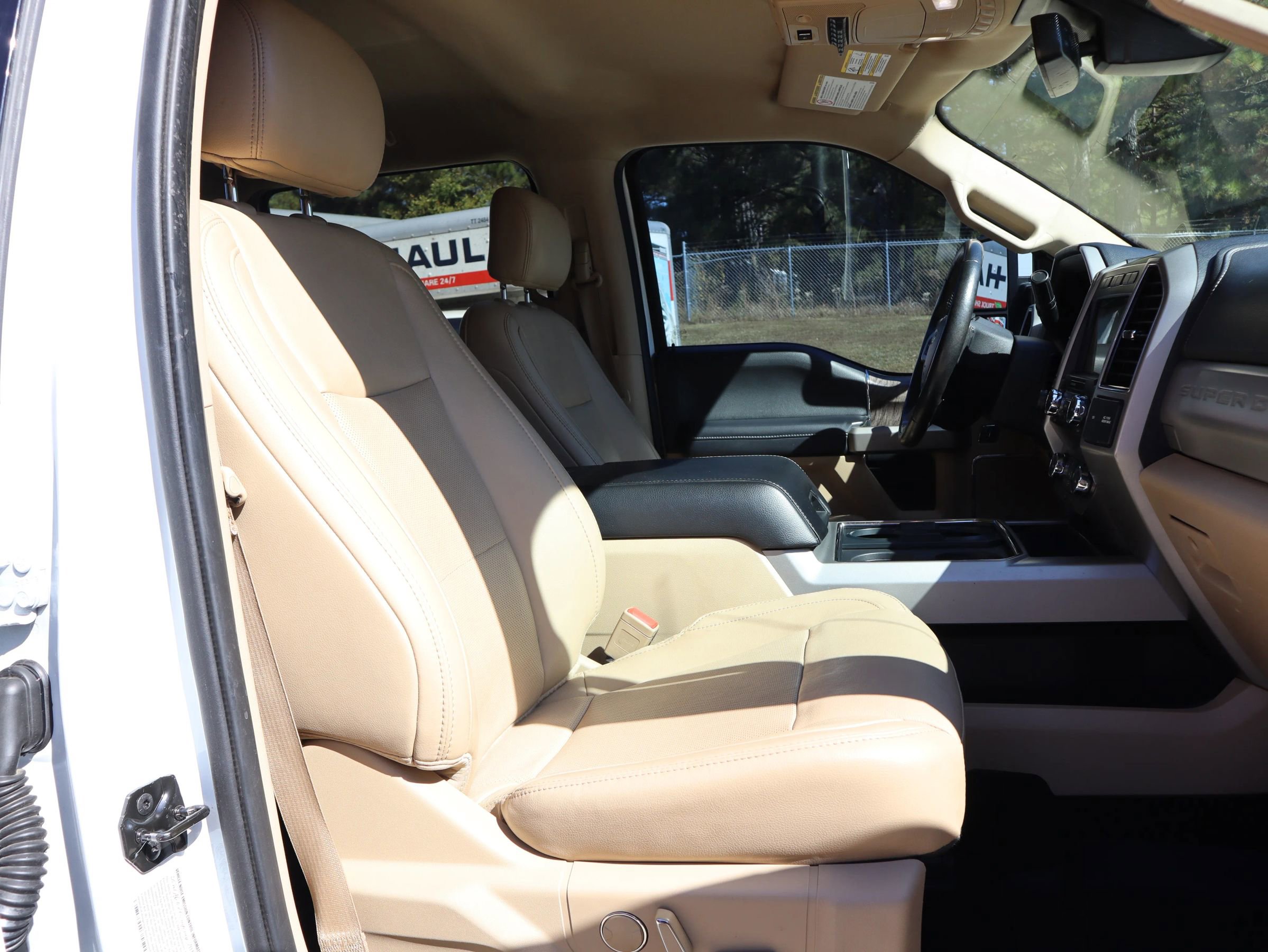 Used 2019 Ford F350 Lariat w/ Lariat Ultimate Package image 34