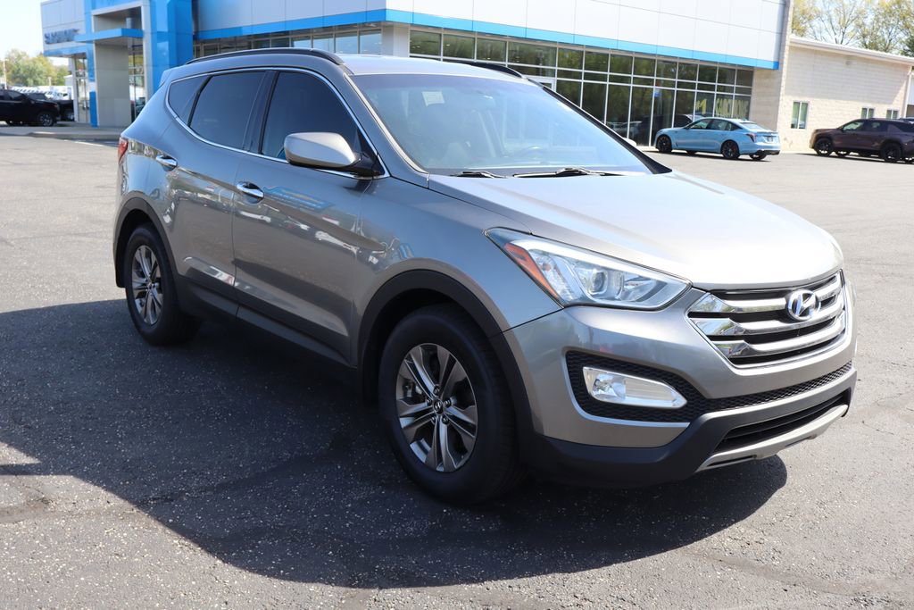 Used 2013 Hyundai Santa Fe Sport w/ Popular Equipment Pkg AWD/4WD image 2