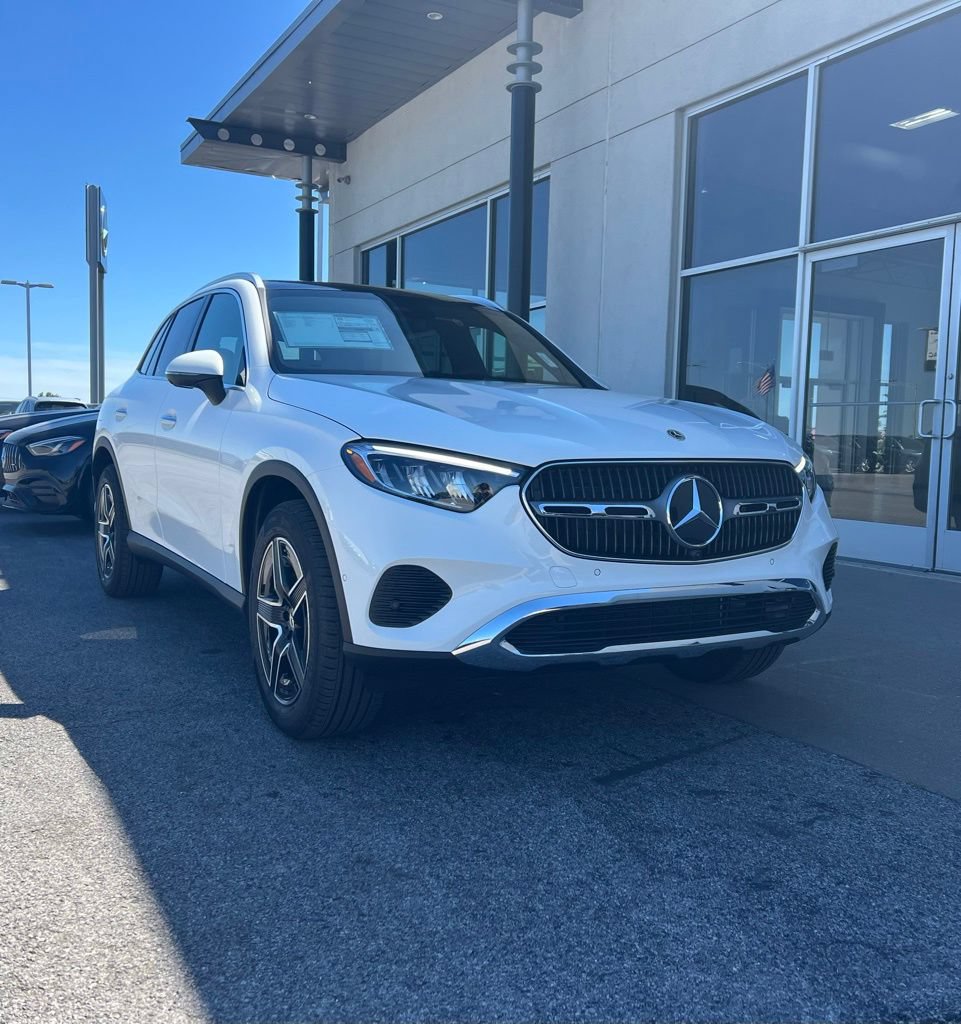 New 2026 Mercedes-Benz GLC 300 4MATIC image 1