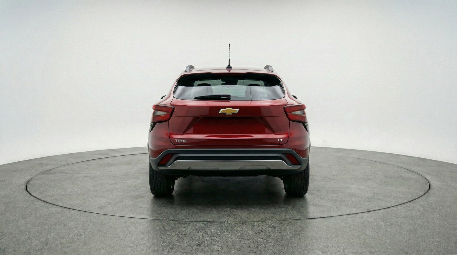 Used 2025 Chevrolet Trax LT FWD image 7