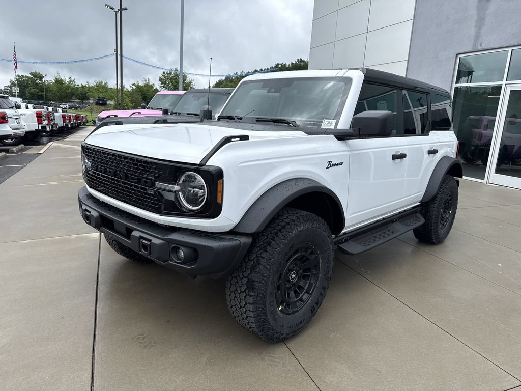 New 2025 Ford Bronco Big Bend w/ Black Diamond Package AWD/4WD video 3
