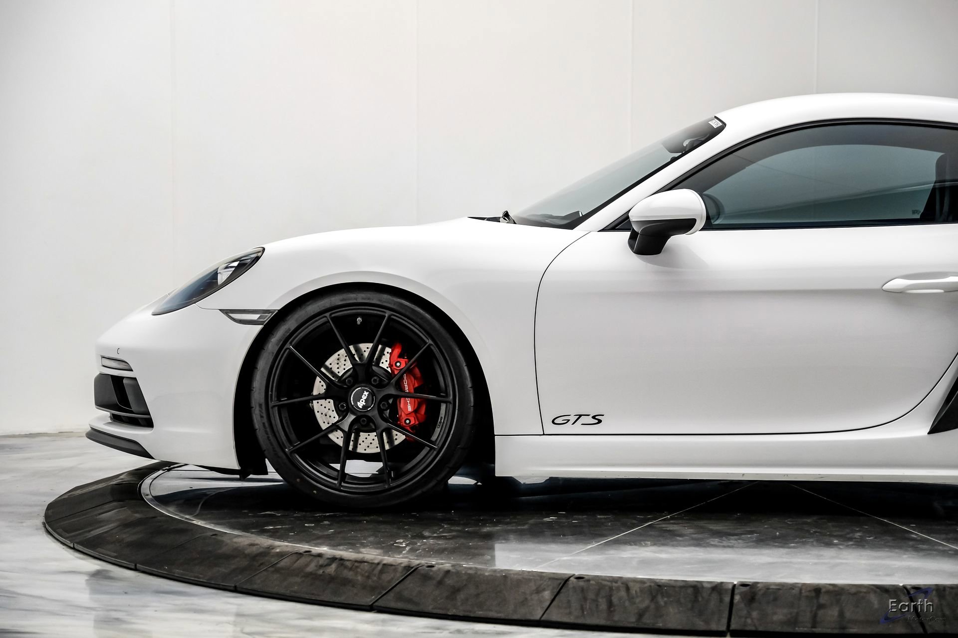 Used 2019 Porsche 718 Cayman GTS RWD image 9