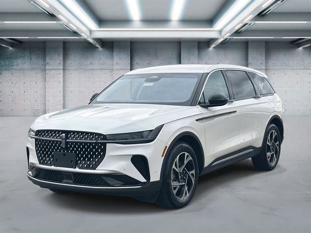 Used 2024 Lincoln Nautilus Premier image 1