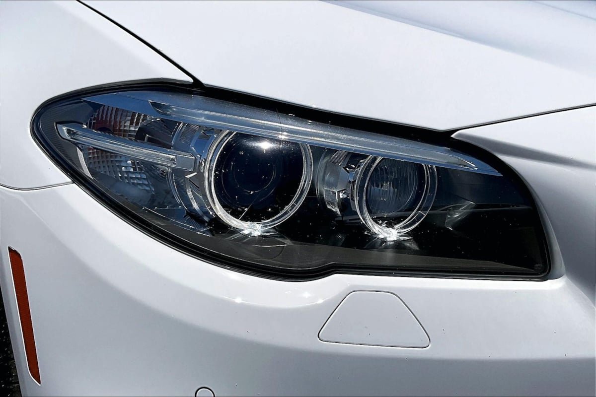 Used 2016 BMW 528i Sedan RWD image 25