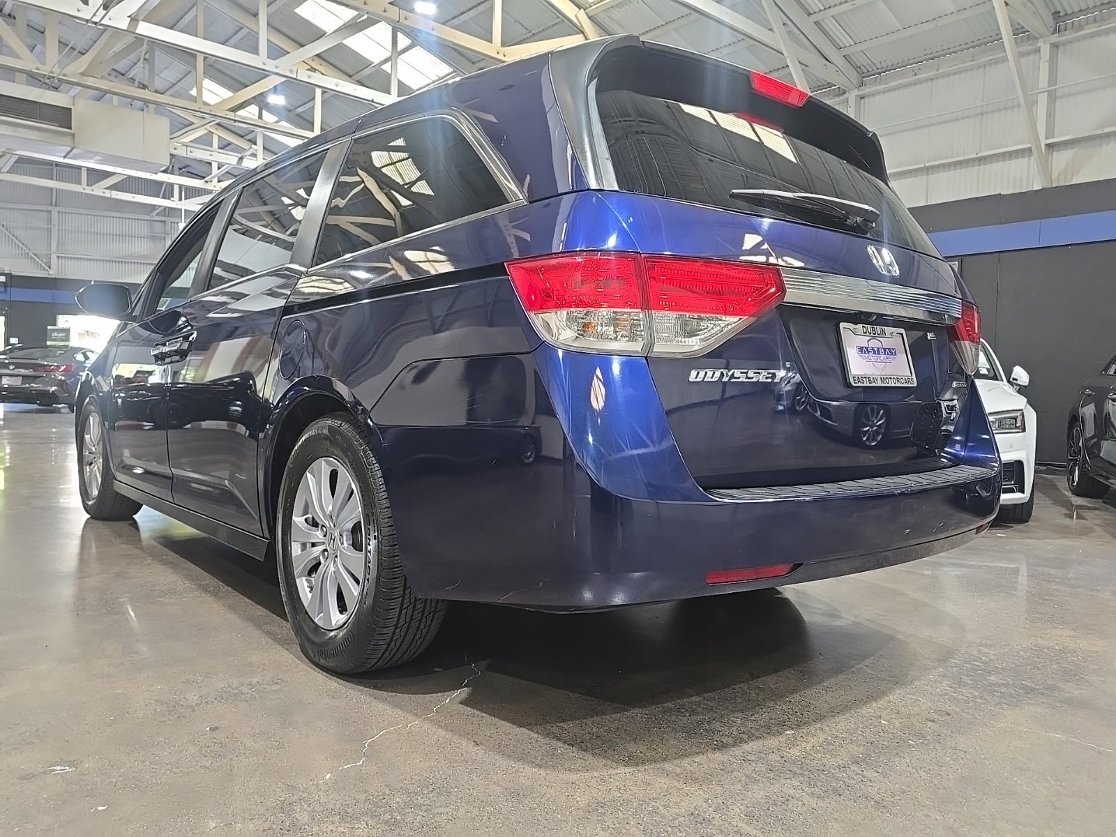 Used 2016 Honda Odyssey SE image 8