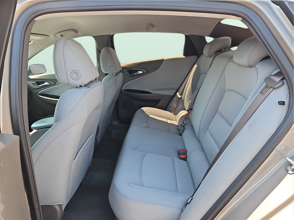 Used 2022 Chevrolet Malibu LS w/ Driver Confidence Package FWD image 11