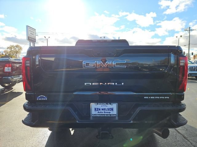 New 2026 GMC Sierra 3500 Denali Ultimate AWD/4WD image 10