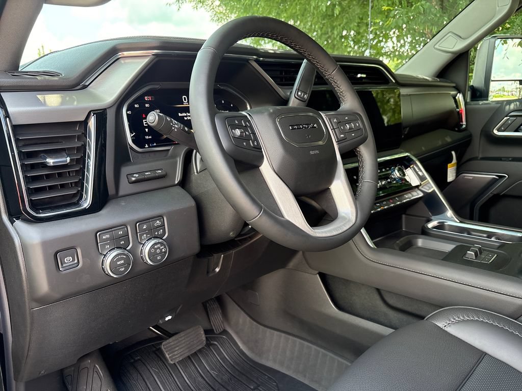 New 2026 GMC Sierra 2500 Denali w/ Denali Reserve Package AWD/4WD image 13
