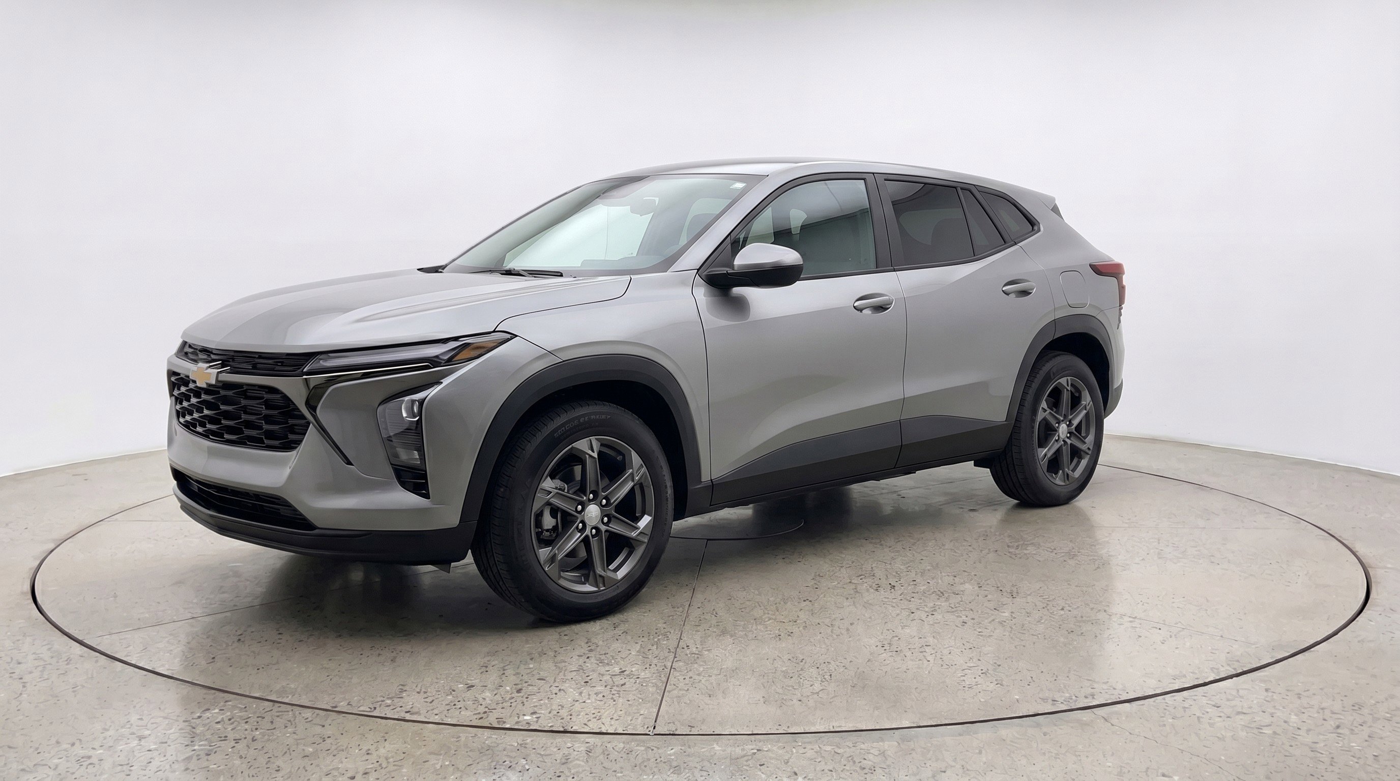 Used 2025 Chevrolet Blazer LT FWD image 3