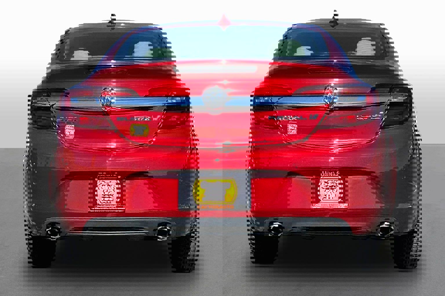 Used 2015 Buick Regal Premium w/ Experience Buick Package image 4