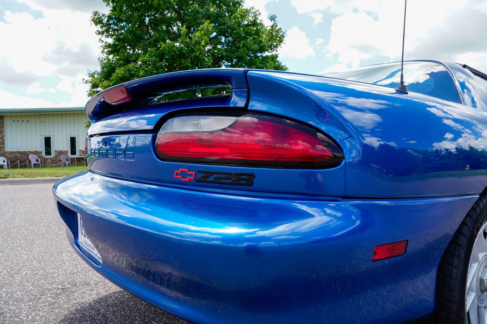 Used 1996 Chevrolet Camaro Z28 RWD image 34