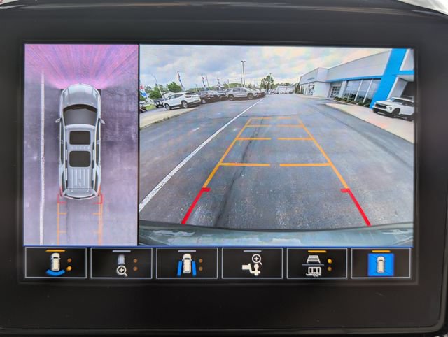 Used 2023 Chevrolet Traverse LT w/ LT Premium Package FWD image 25