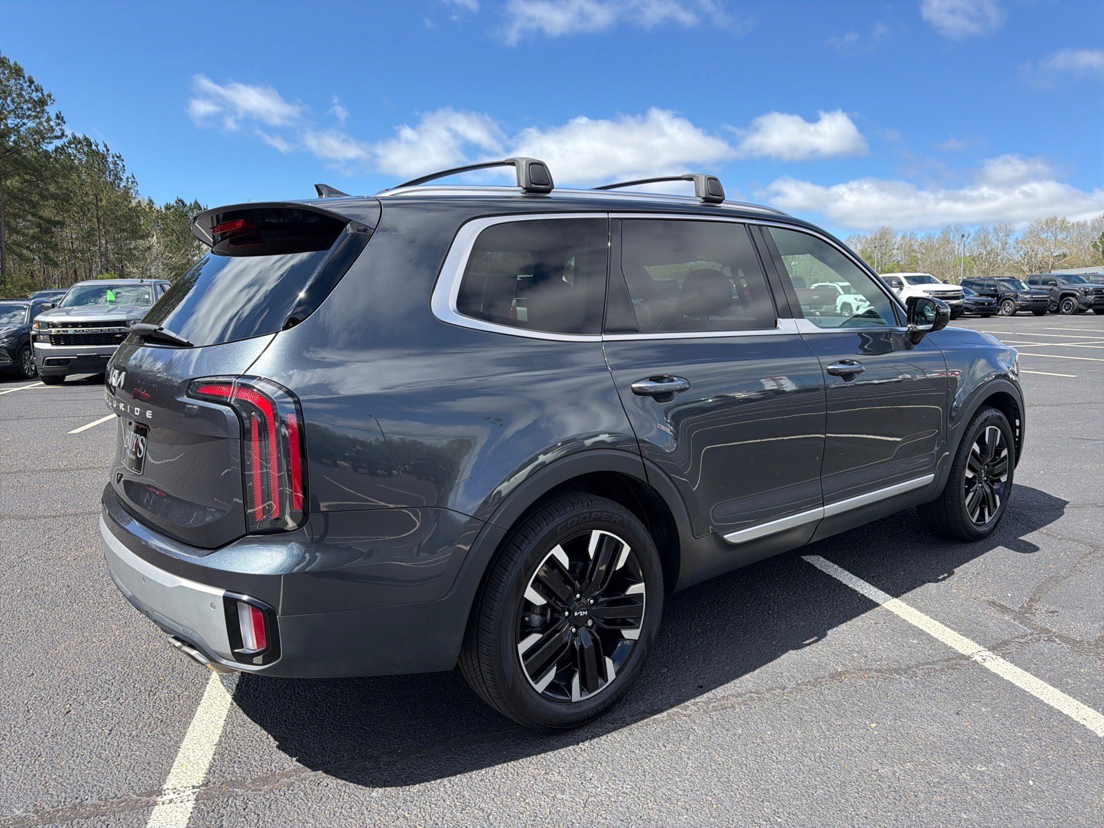Used 2023 Kia Telluride SX image 19