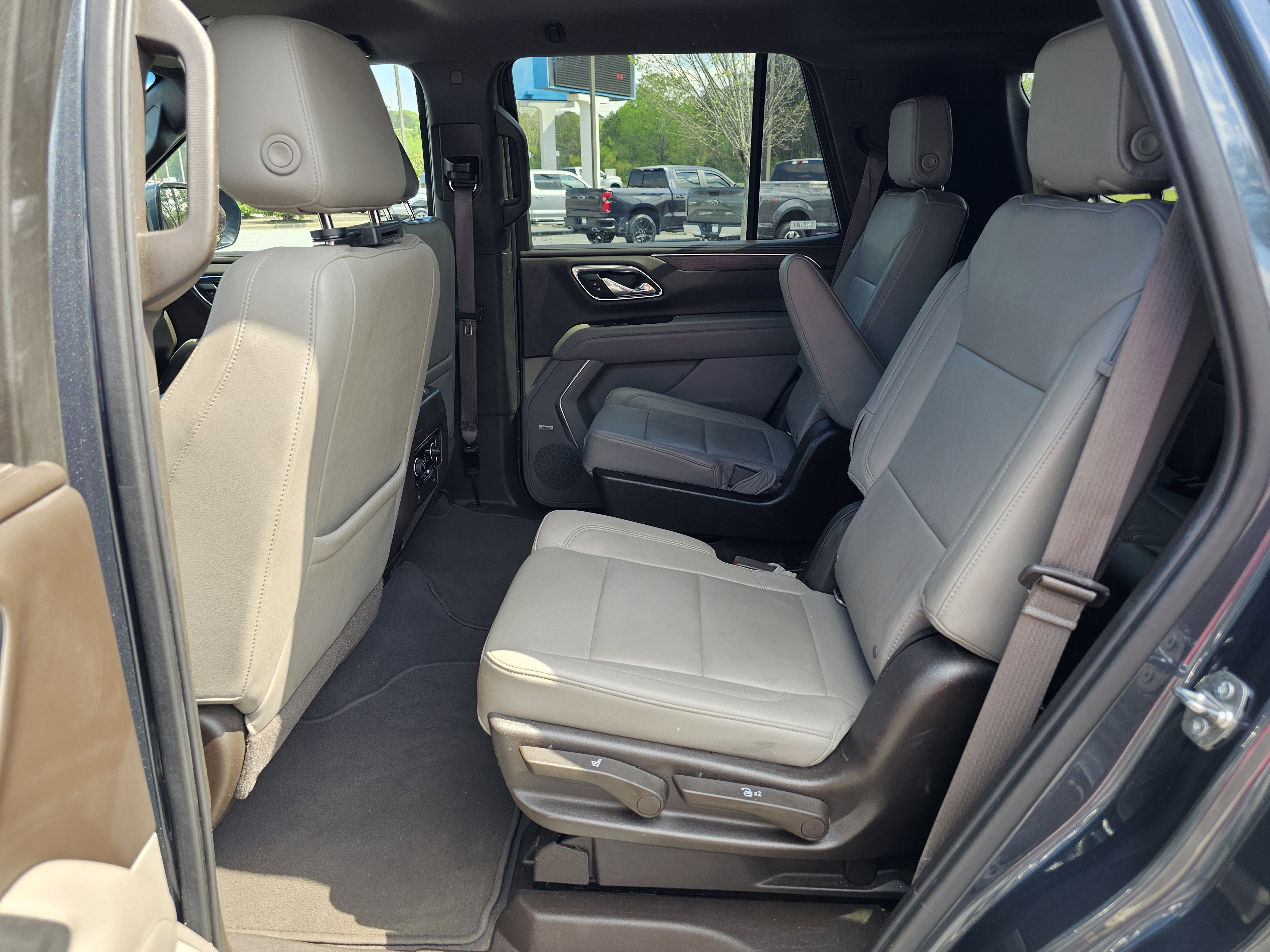Used 2021 Chevrolet Tahoe Z71 w/ Z71 Off-Road Package image 33