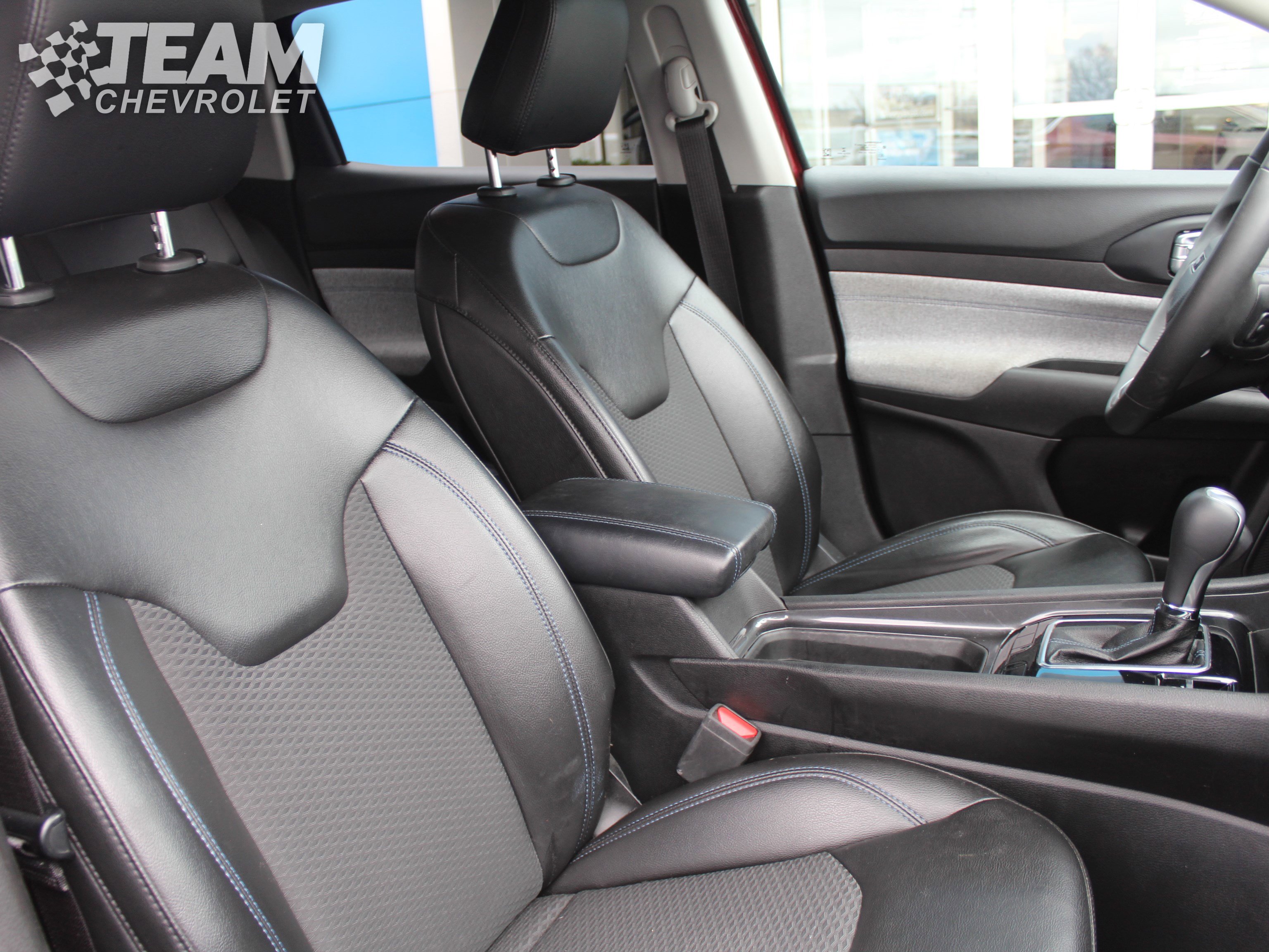 Used 2022 Jeep Compass Latitude image 27