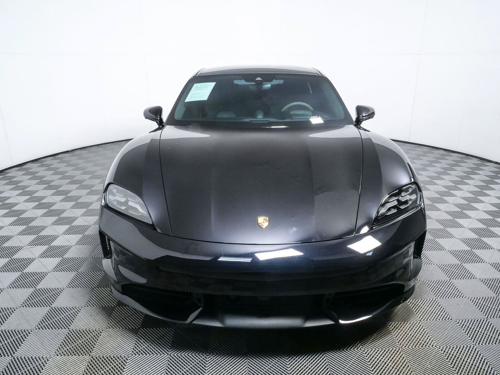 Certified 2025 Porsche Taycan GTS AWD/4WD image 37