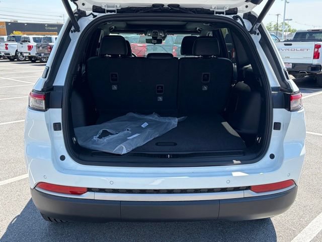 New 2026 Jeep Grand Cherokee Limited w/ Luxury Tech Group II AWD/4WD image 7