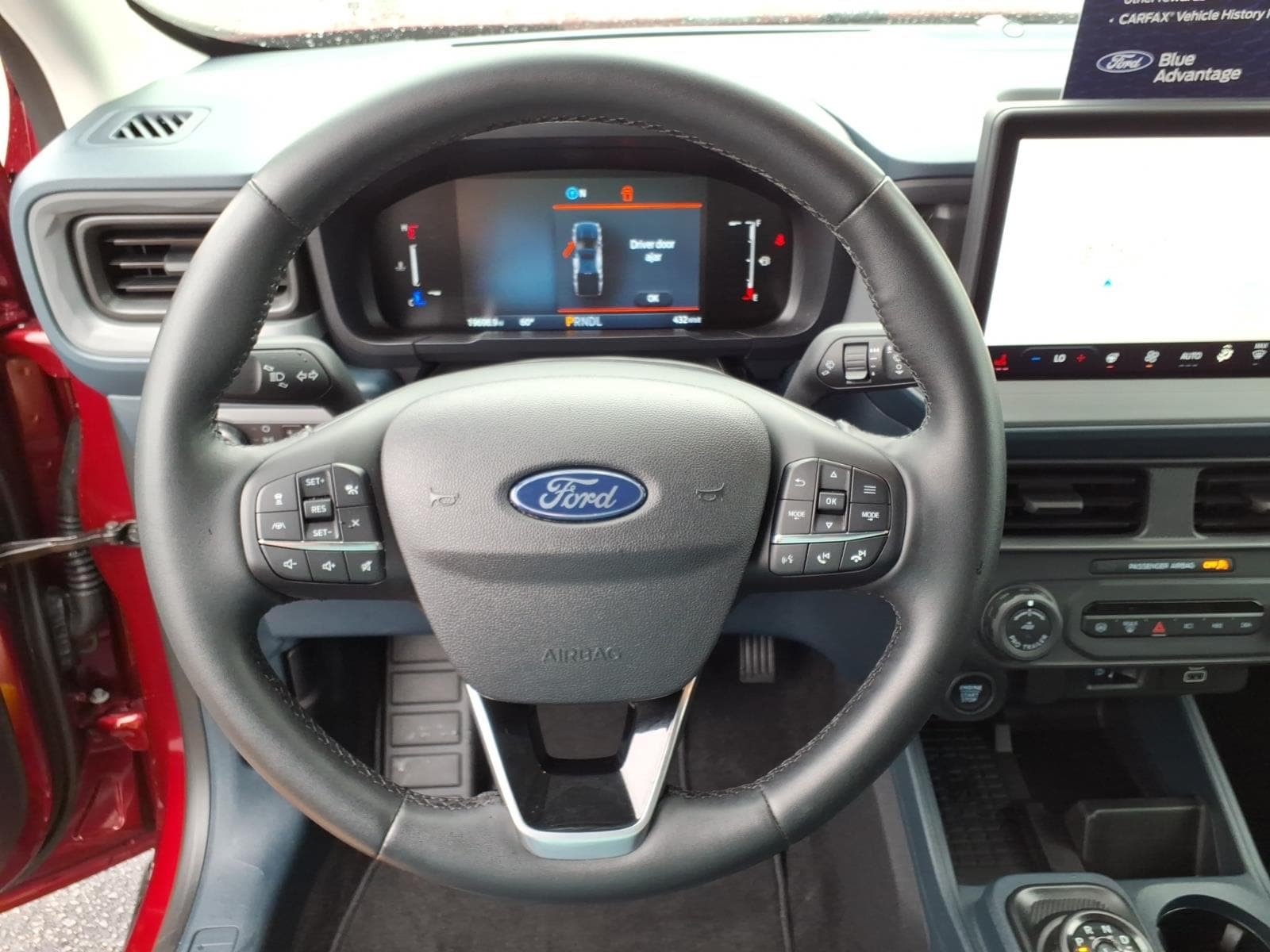 Certified 2025 Ford Maverick Lariat w/ Black Appearance Package AWD/4WD image 27