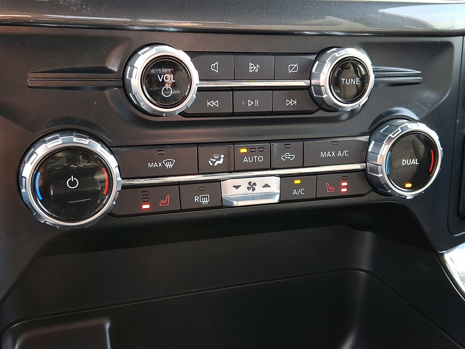 Certified 2022 Ford F150 XLT w/ Equipment Group 302A High image 15