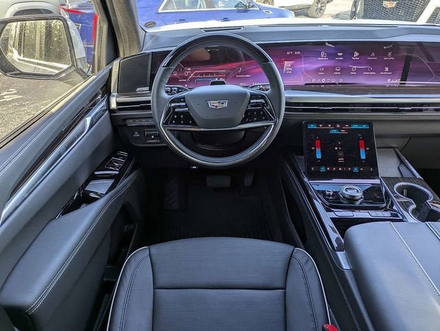 New 2026 Cadillac Escalade Luxury w/ Touring Package AWD/4WD image 18
