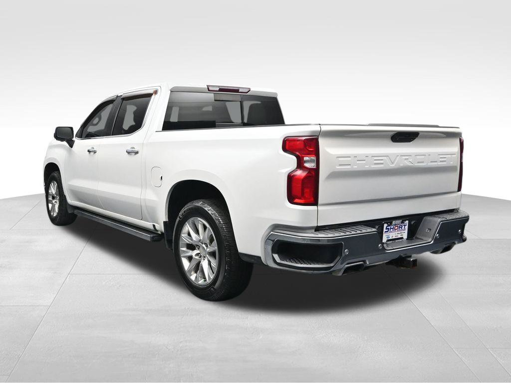 Used 2022 Chevrolet Silverado 1500 LTZ w/ LTZ Convenience Package II AWD/4WD image 3