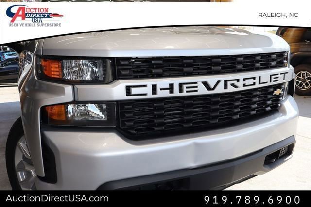 Used 2021 Chevrolet Silverado 1500 Custom image 32