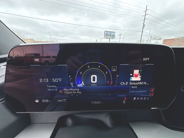 Certified 2025 Chevrolet Traverse LT w/ Driver Confidence Package image 12