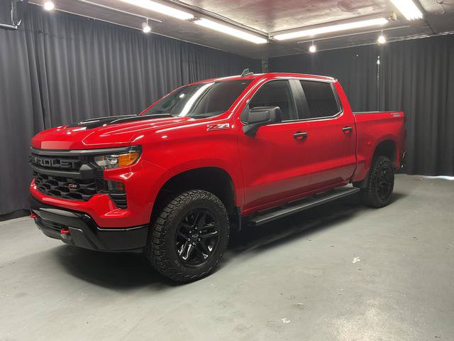 Used 2024 Chevrolet Silverado 1500 Custom Trail Boss AWD/4WD image 3