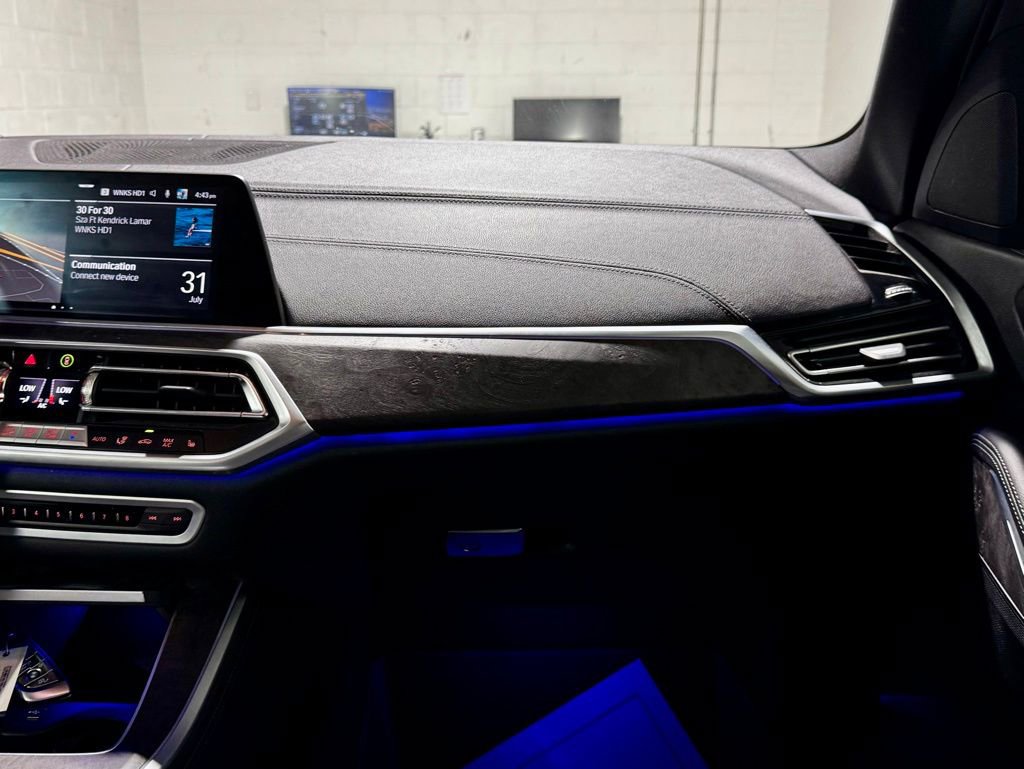 Used 2023 BMW X5 xDrive40i w/ Premium Package image 24