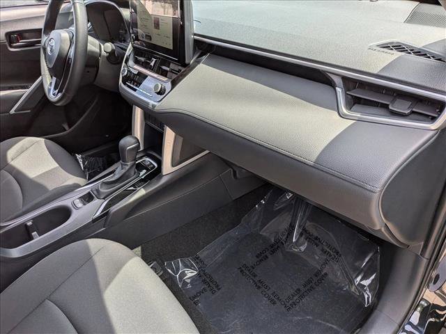 Used 2023 Toyota Corolla Cross LE FWD image 20