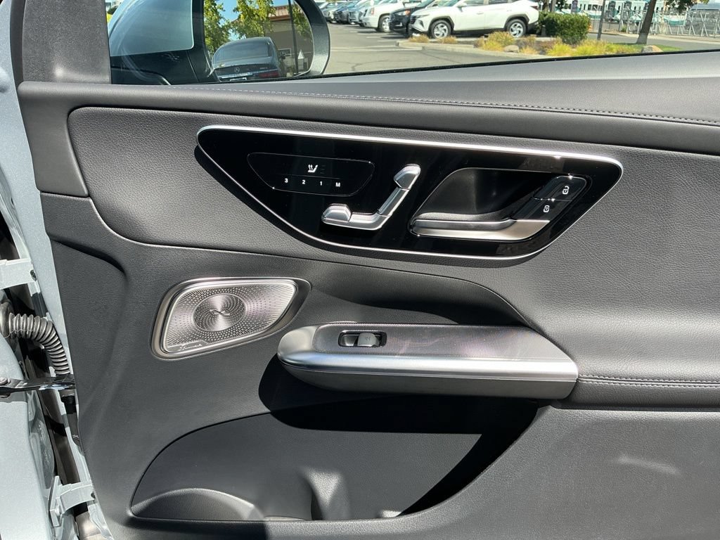 New 2026 Mercedes-Benz GLC 350e 4MATIC image 18