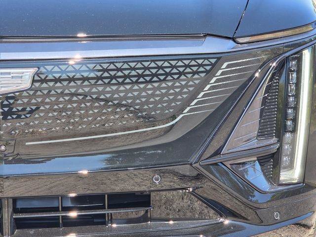 New 2026 Cadillac Lyriq Sport image 10