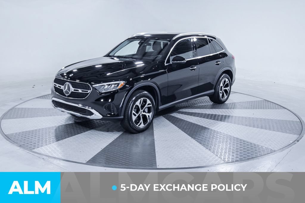 Used 2026 Mercedes-Benz GLC 350e 4MATIC image 3