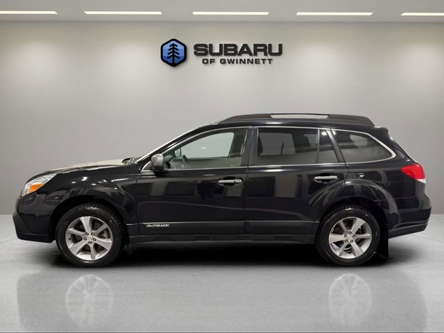 Used 2013 Subaru Outback 3.6R Limited w/ Special Appearance Pkg AWD/4WD image 2
