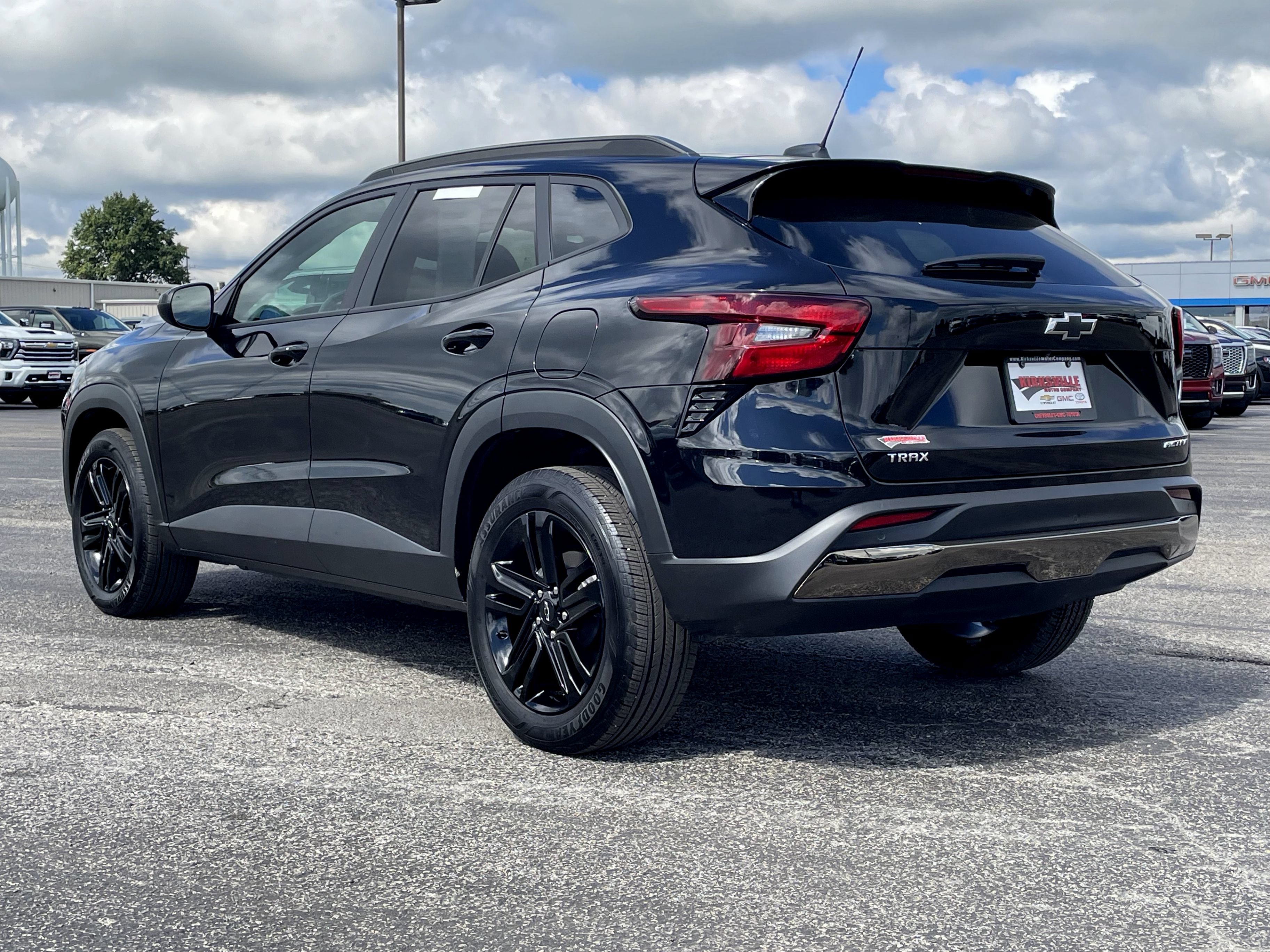 Certified 2025 Chevrolet Trax ACTIV w/ Driver Confidence Package FWD image 6