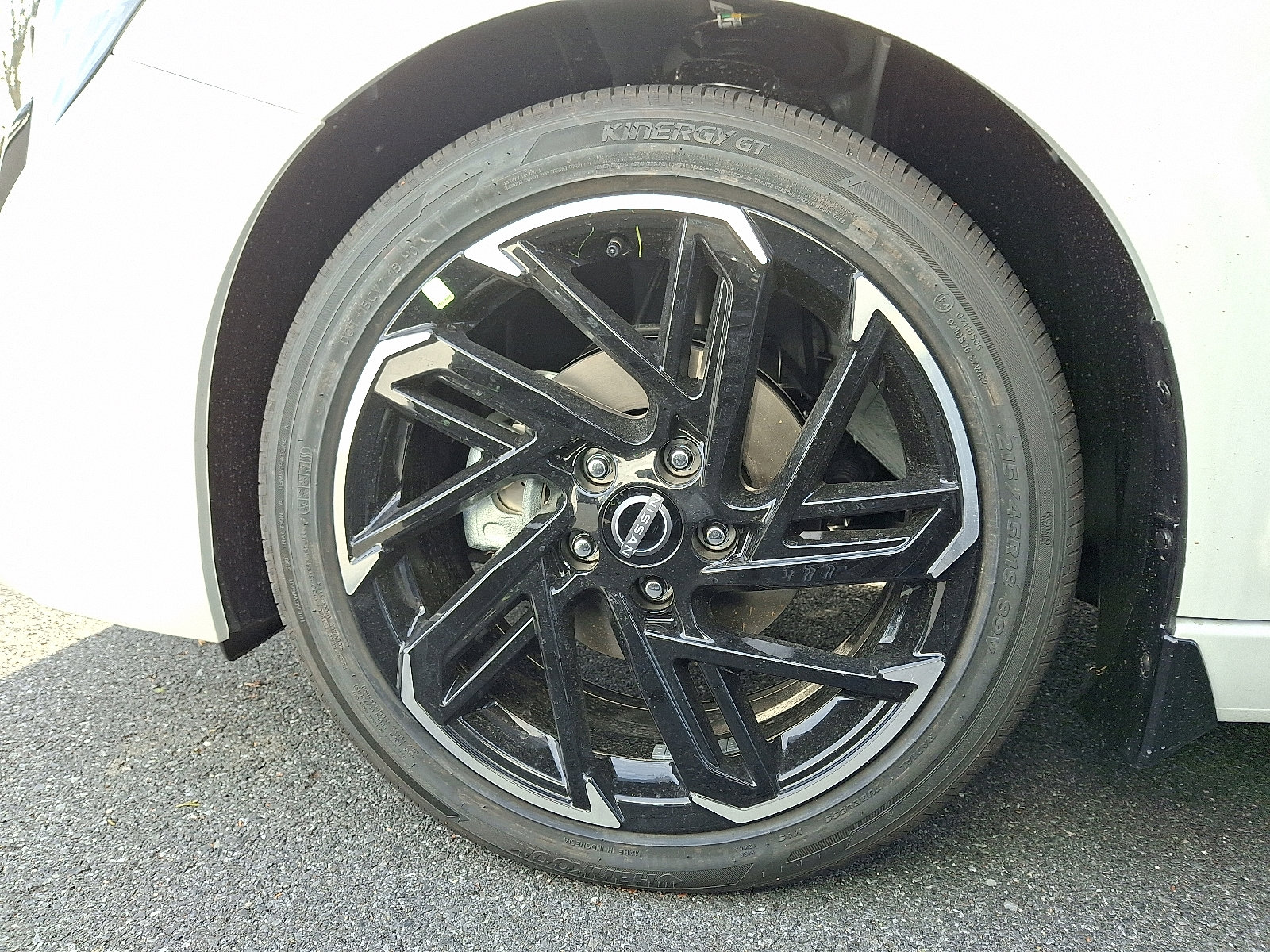 New 2026 Nissan Sentra SR w/ SR Premium Package image 4